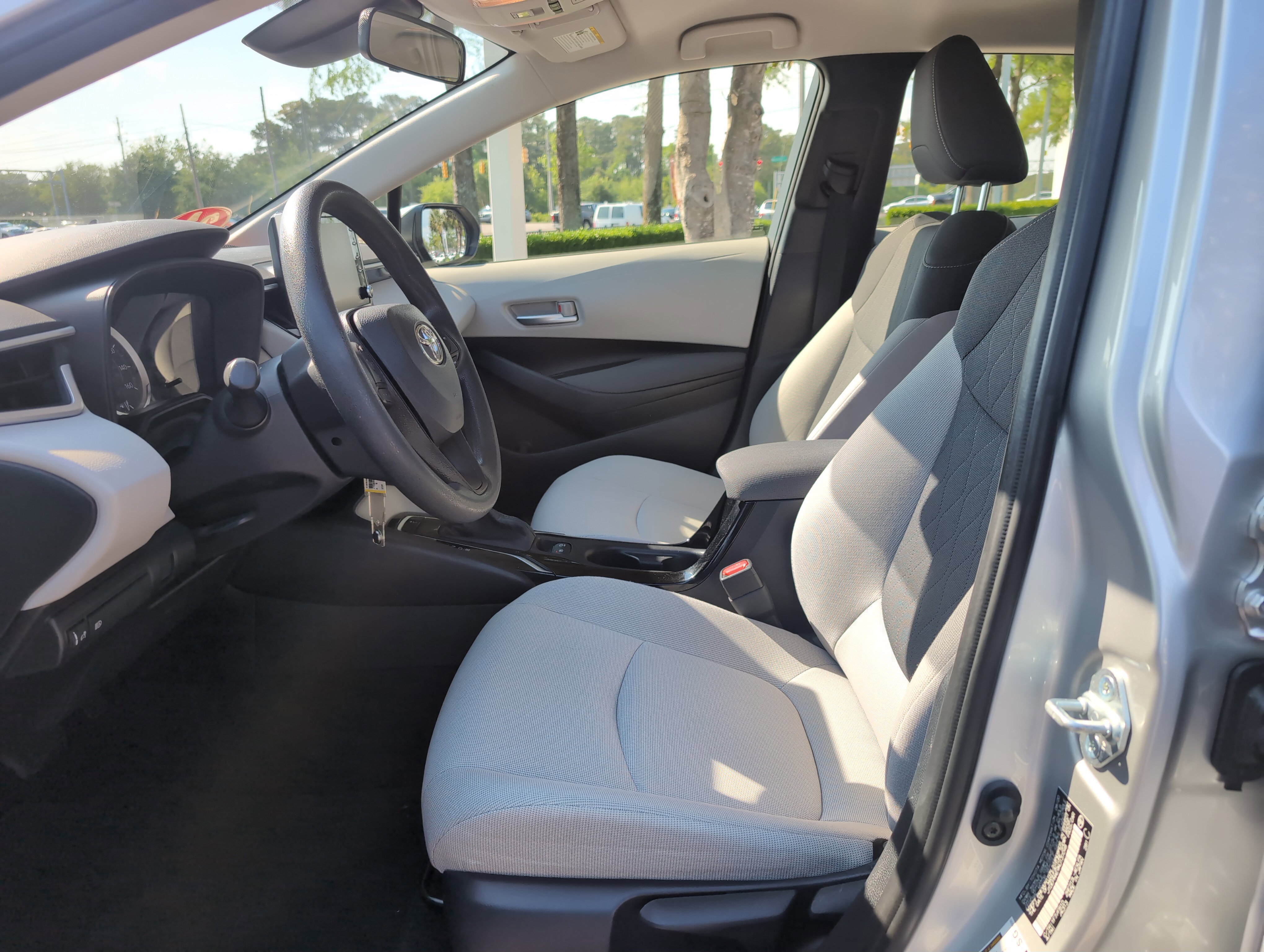 Certified 2021 Toyota Corolla LE FWD image 16