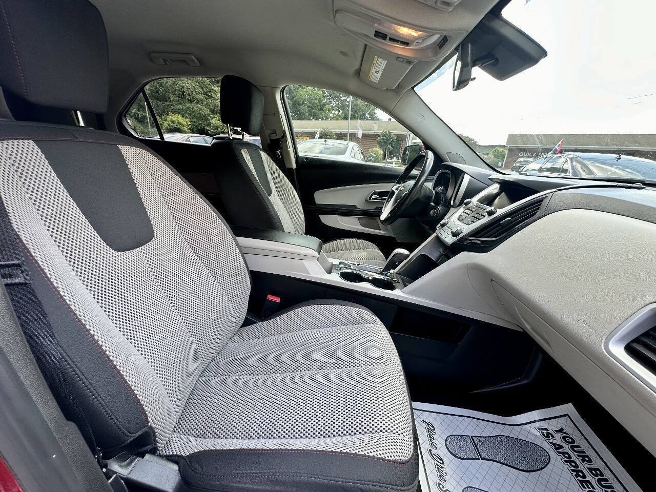 Used 2012 Chevrolet Equinox LT w/ Driver Convenience Package FWD image 18