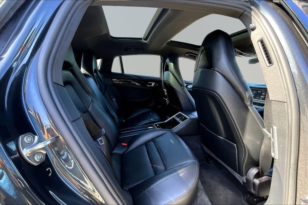 Used 2018 Porsche Panamera 4 AWD/4WD image 26