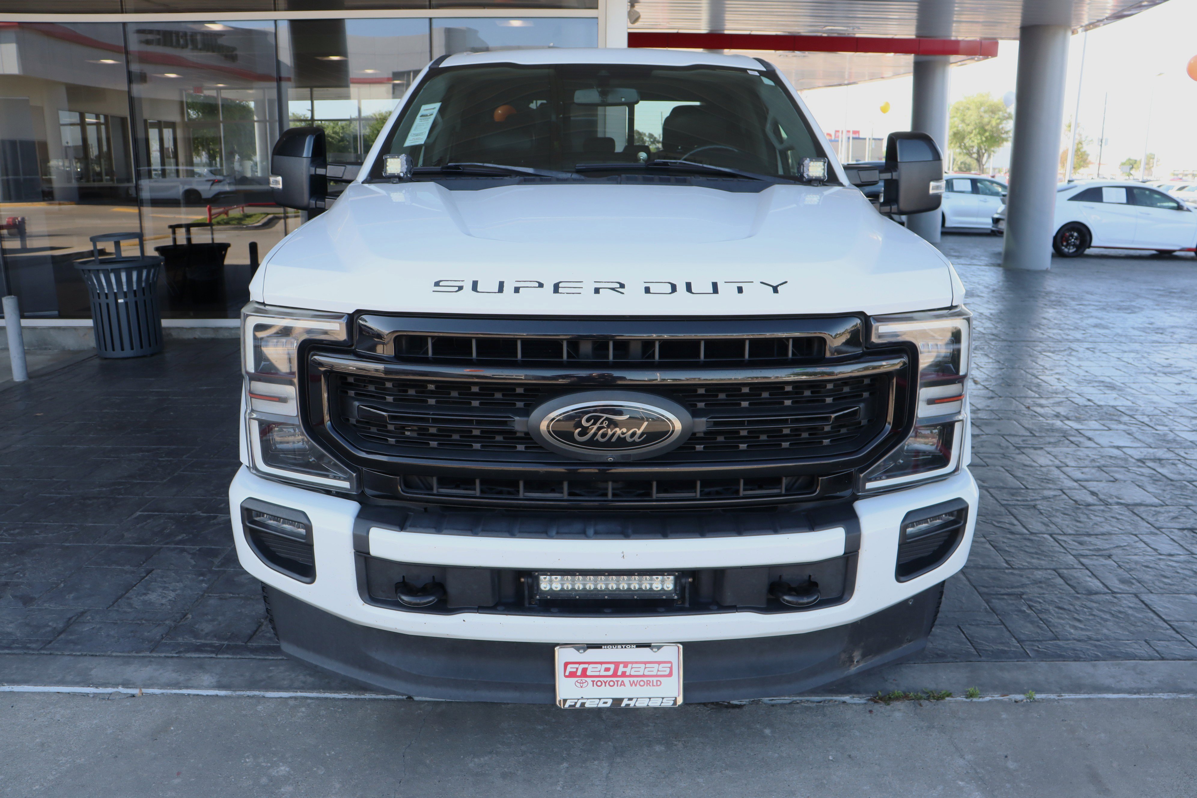 Used 2020 Ford F250 Lariat image 3