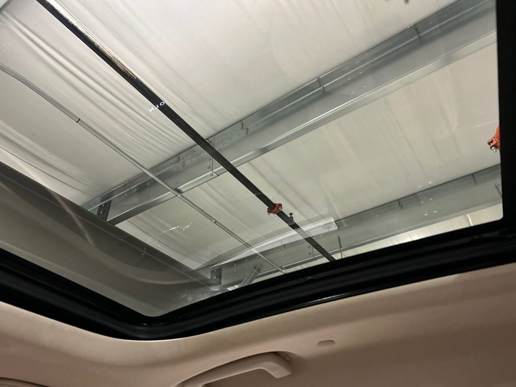 Used 2023 Lincoln Nautilus Reserve AWD/4WD image 26