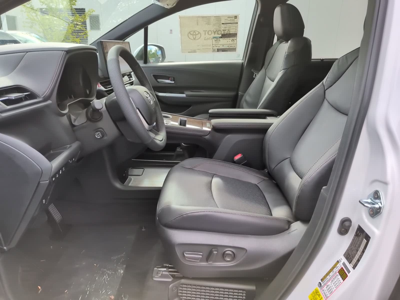 New 2026 Toyota Sienna Platinum AWD/4WD image 14