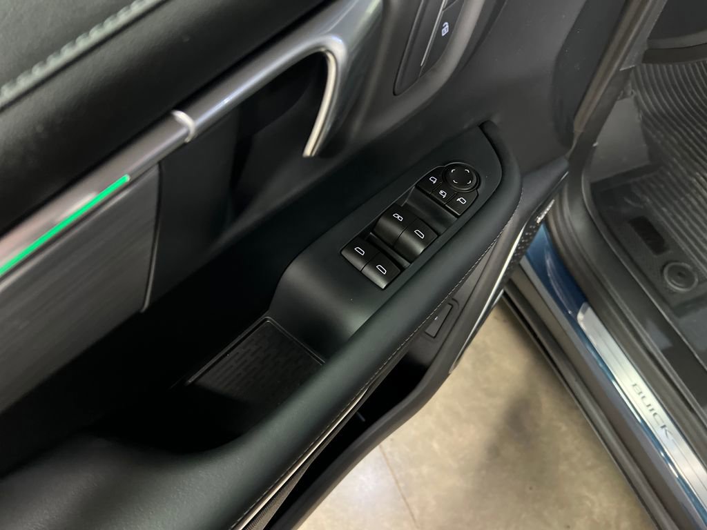 New 2026 Buick Enclave Preferred AWD/4WD image 16