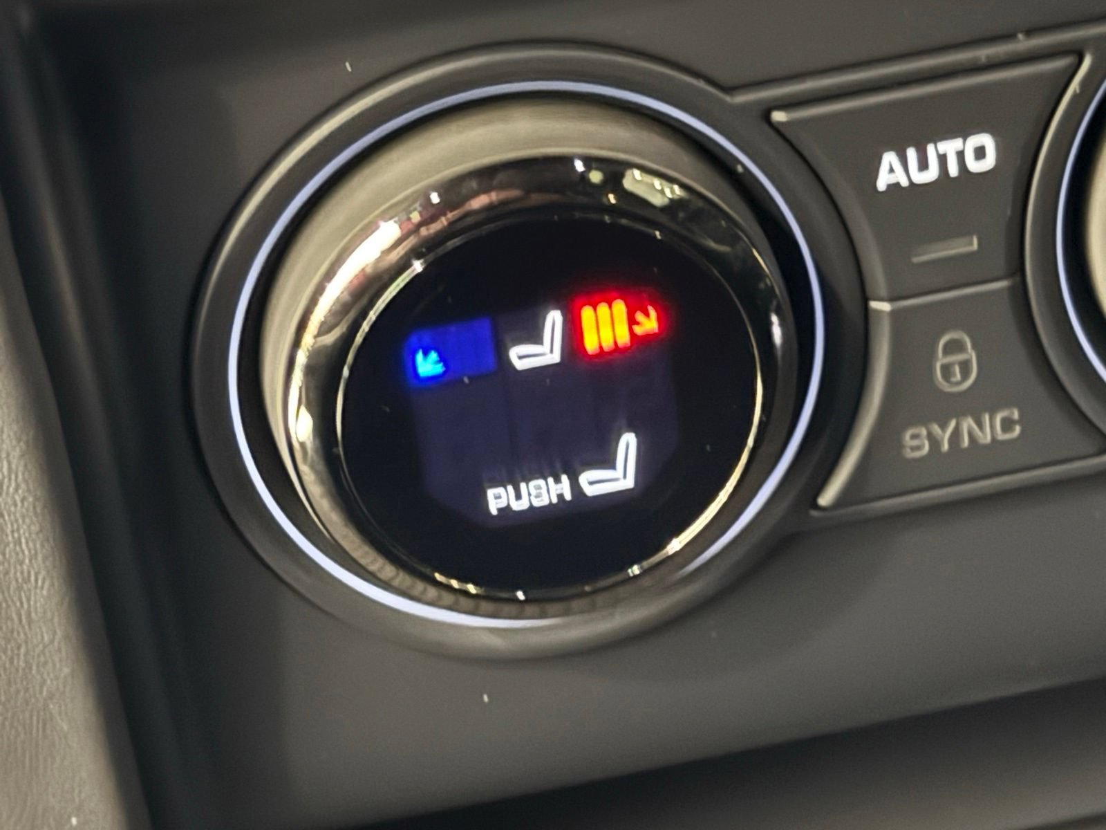 New 2026 Land Rover Defender 110 OCTA AWD/4WD image 19