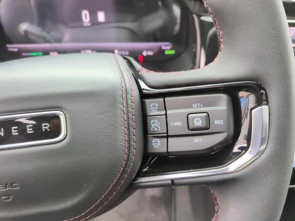 Used 2024 Jeep Wagoneer Launch Edition image 25