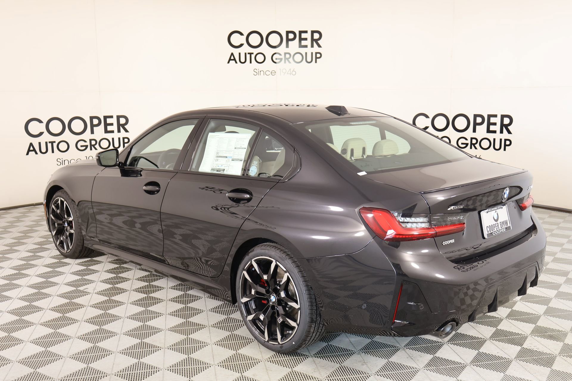 New 2026 BMW 330i xDrive Sedan w/ M Sport Package AWD/4WD image 23