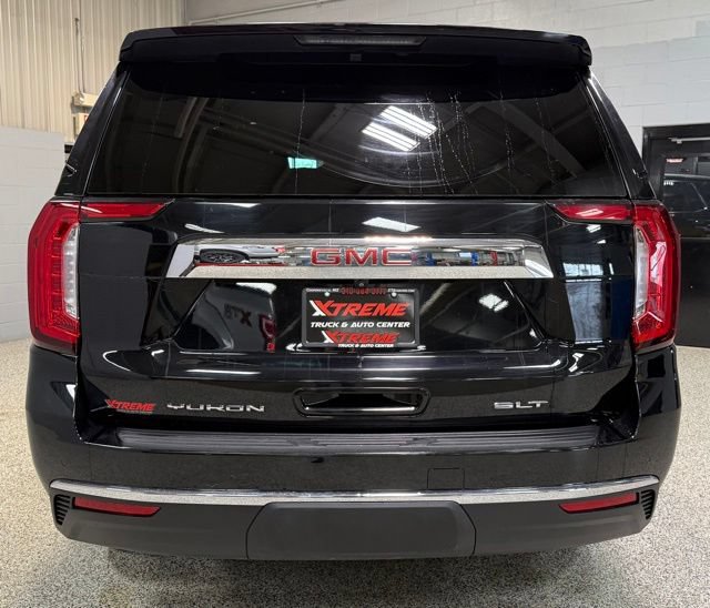 Used 2023 GMC Yukon SLT w/ SLT Premium Package AWD/4WD image 5