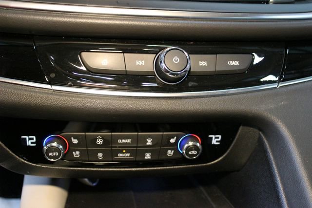 Used 2023 Buick Enclave Avenir w/ Avenir Technology Package AWD/4WD image 30