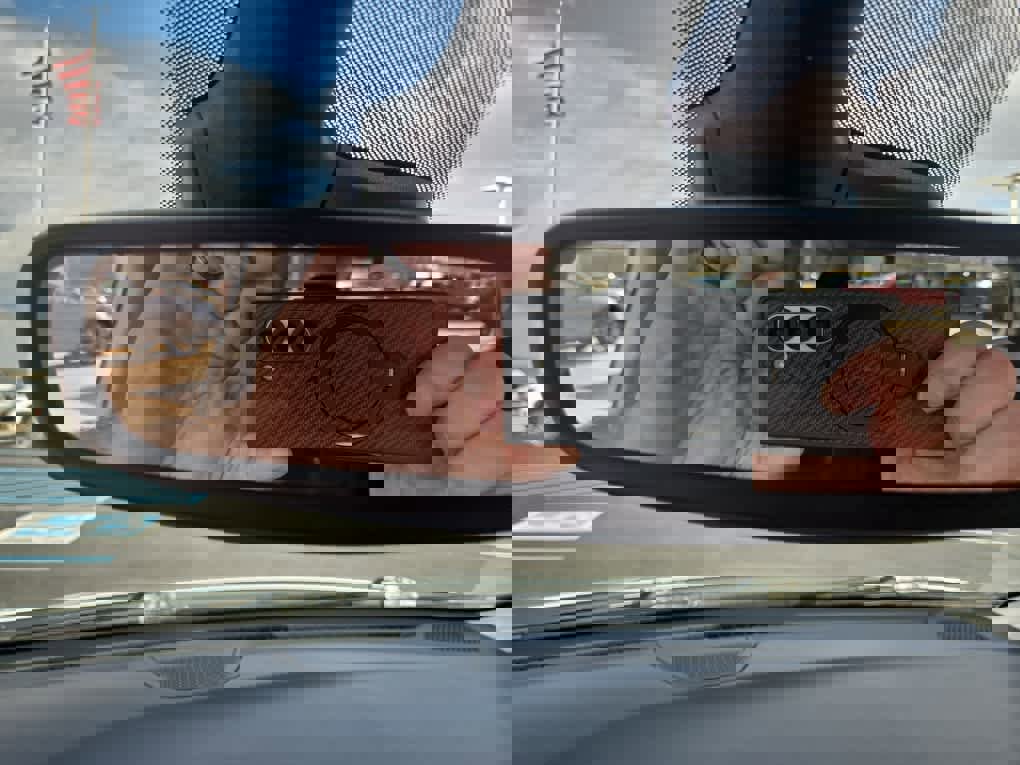 Used 2024 Chrysler Pacifica Touring-L image 42