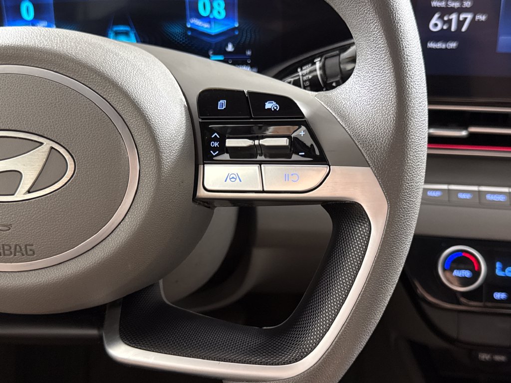 Certified 2024 Hyundai Elantra SEL FWD image 18