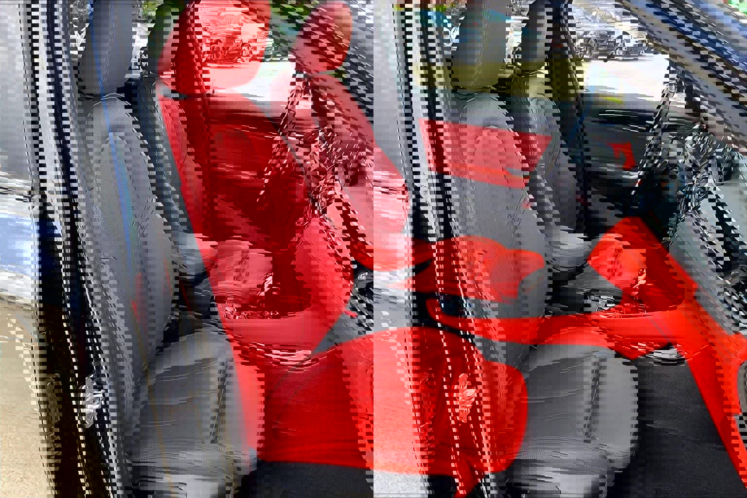 Used 2022 BMW X2 M35i w/ Shadowloine Package AWD/4WD image 9