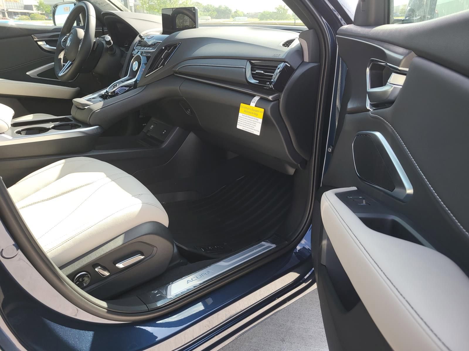 New 2026 Acura RDX SH-AWD image 8