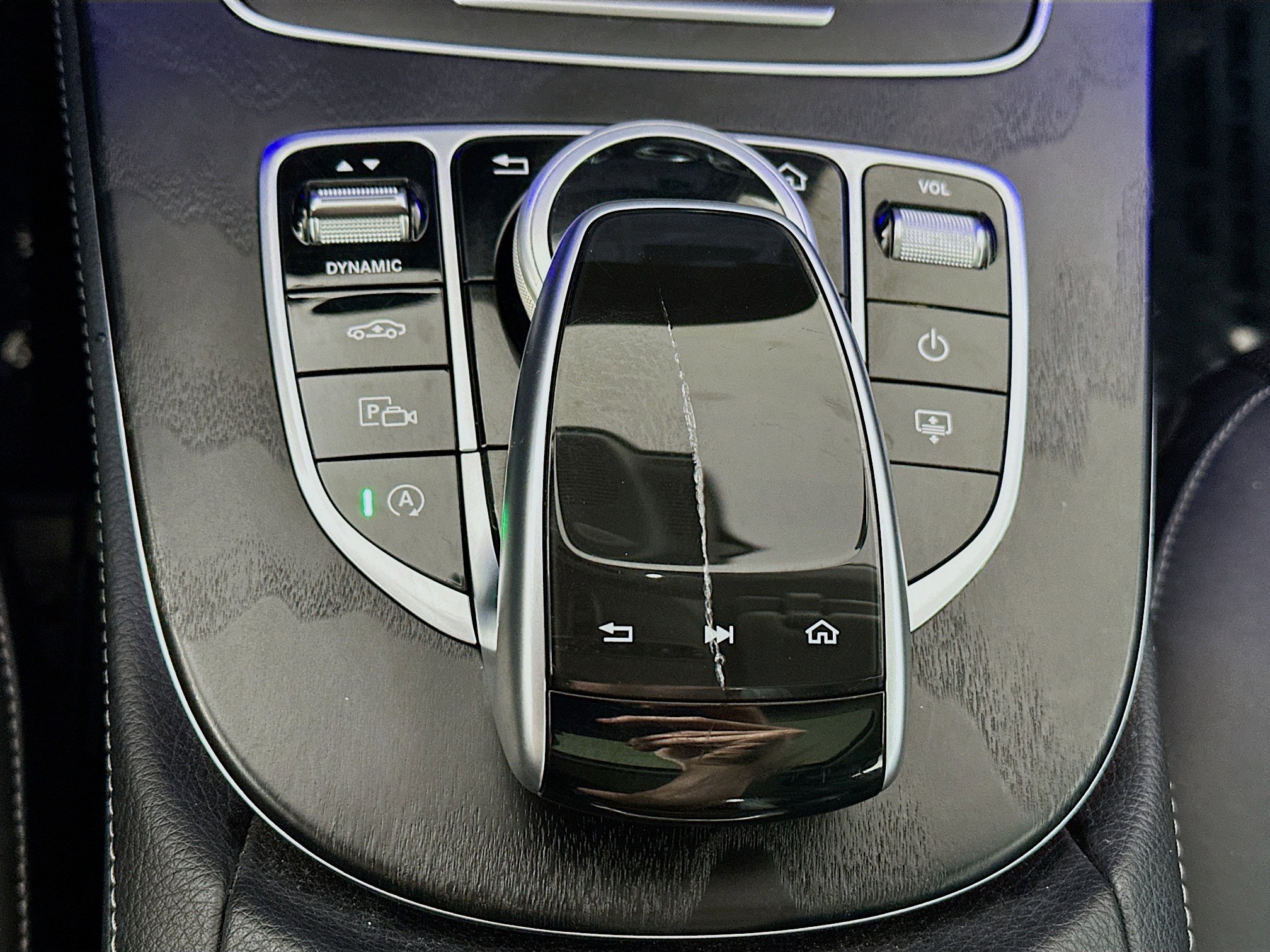 Used 2018 Mercedes-Benz E 300 4MATIC image 21