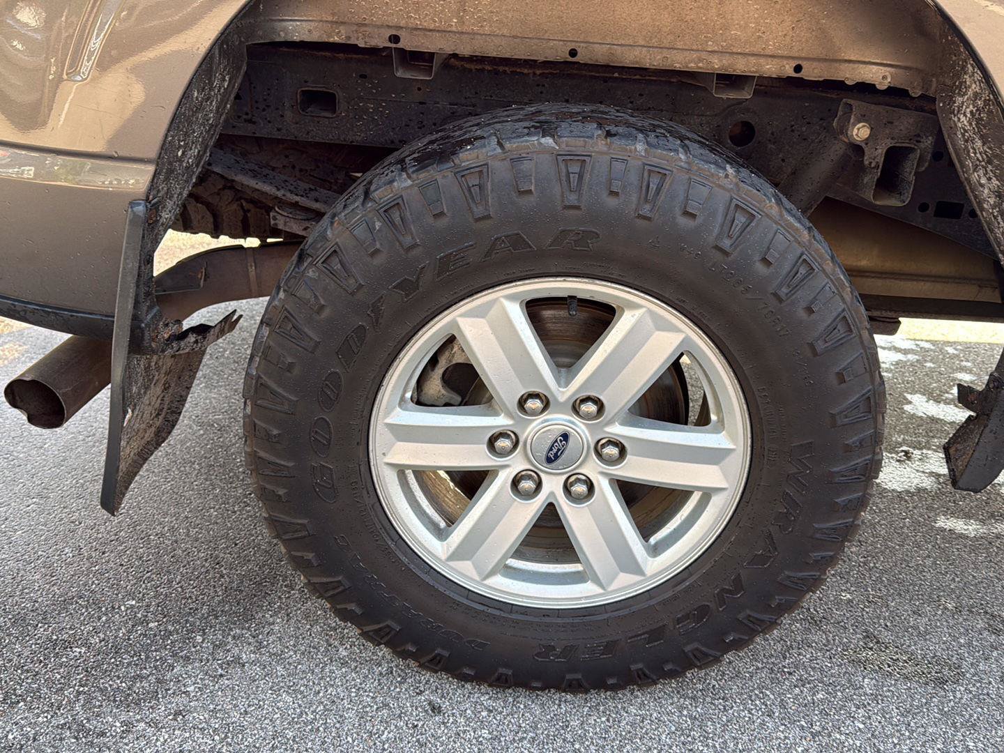 Used 2022 Ford F150 XLT w/ Equipment Group 301A Mid AWD/4WD image 13