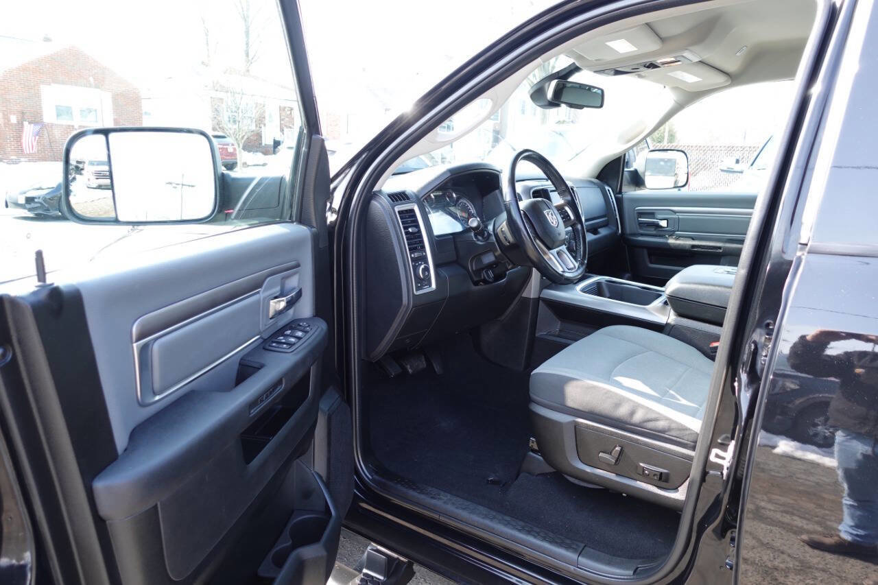 Used 2022 RAM 1500 Classic SLT w/ Electronics Convenience Group image 13