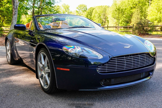 Used 2008 Aston Martin V8 Vantage Roadster RWD image 12