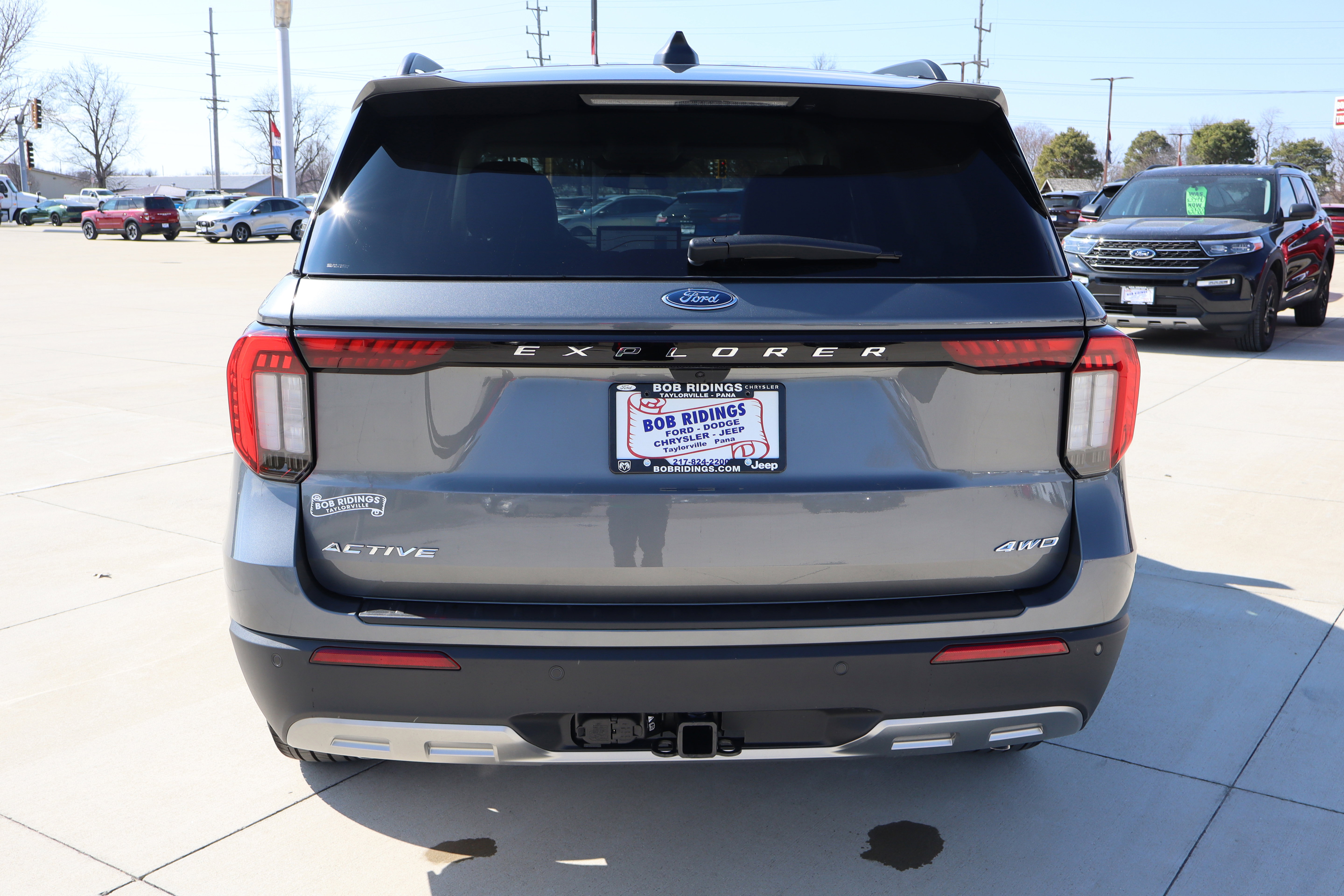 New 2026 Ford Explorer Active w/ Active Comfort Package image 6