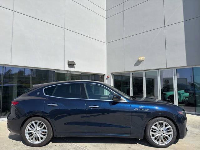 Certified 2022 Maserati Levante GT image 9