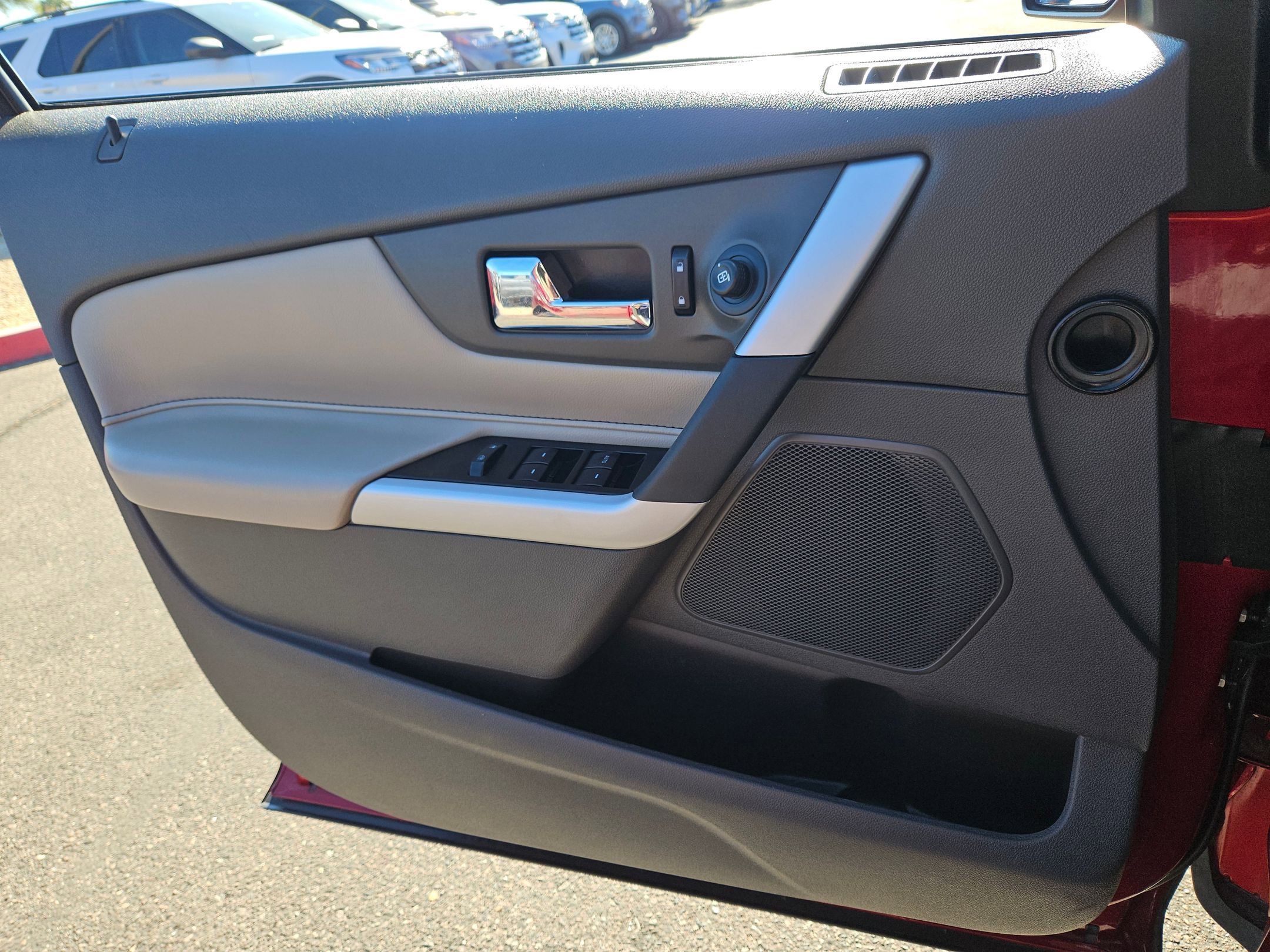 Used 2014 Ford Edge SEL w/ Equipment Group 205A image 11