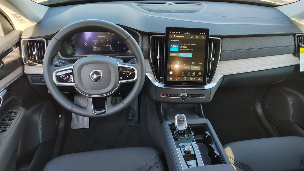 New 2026 Volvo XC90 B6 Plus image 12