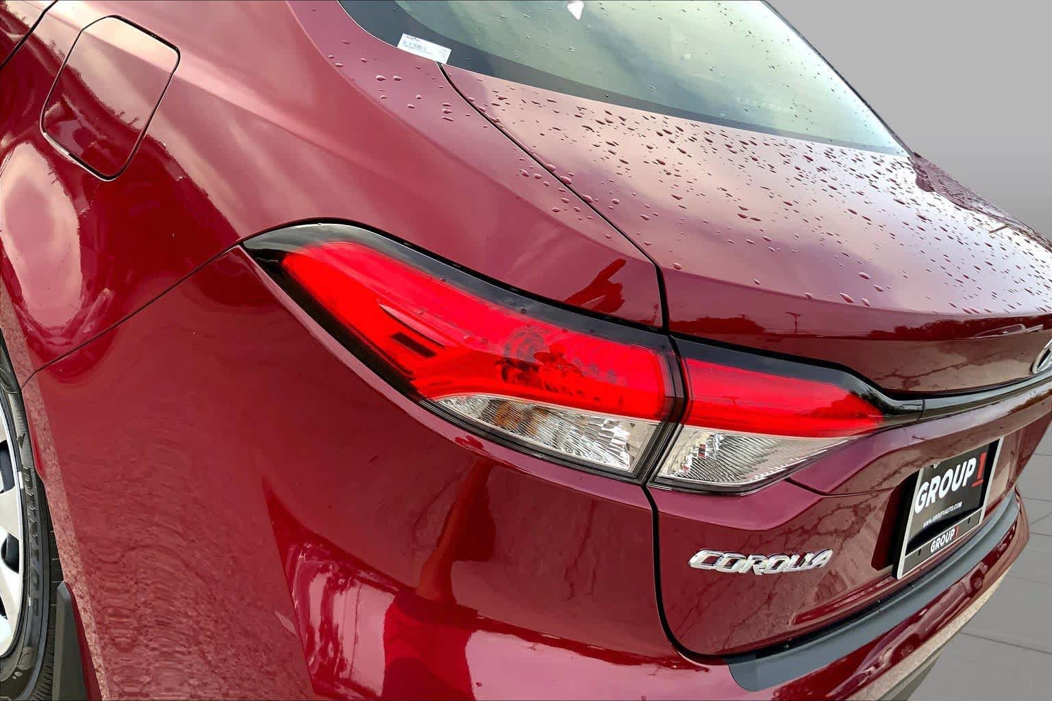 Used 2026 Toyota Corolla LE FWD image 28