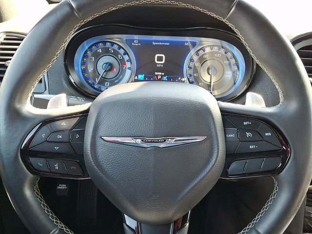 Used 2018 Chrysler 300 S w/ 300S Premium Group image 21