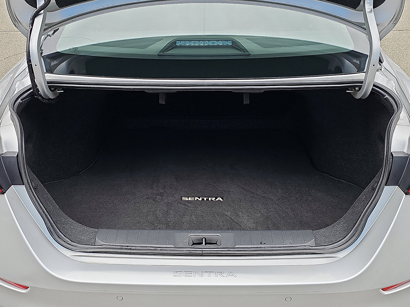 Used 2023 Nissan Sentra SV w/ All-Weather Package image 28