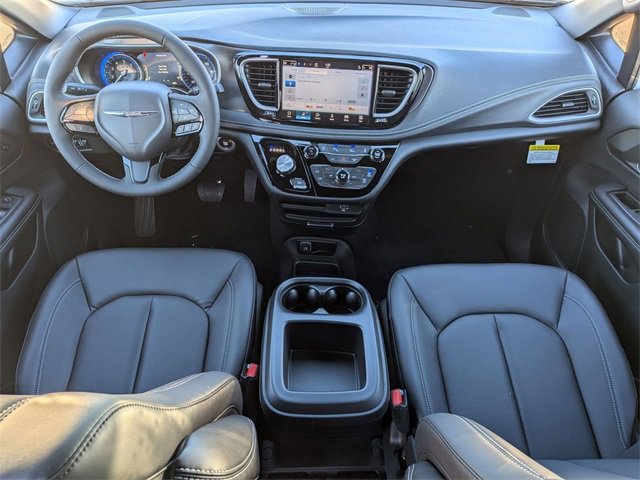 New 2026 Chrysler Pacifica Select w/ S Appearance Package image 25