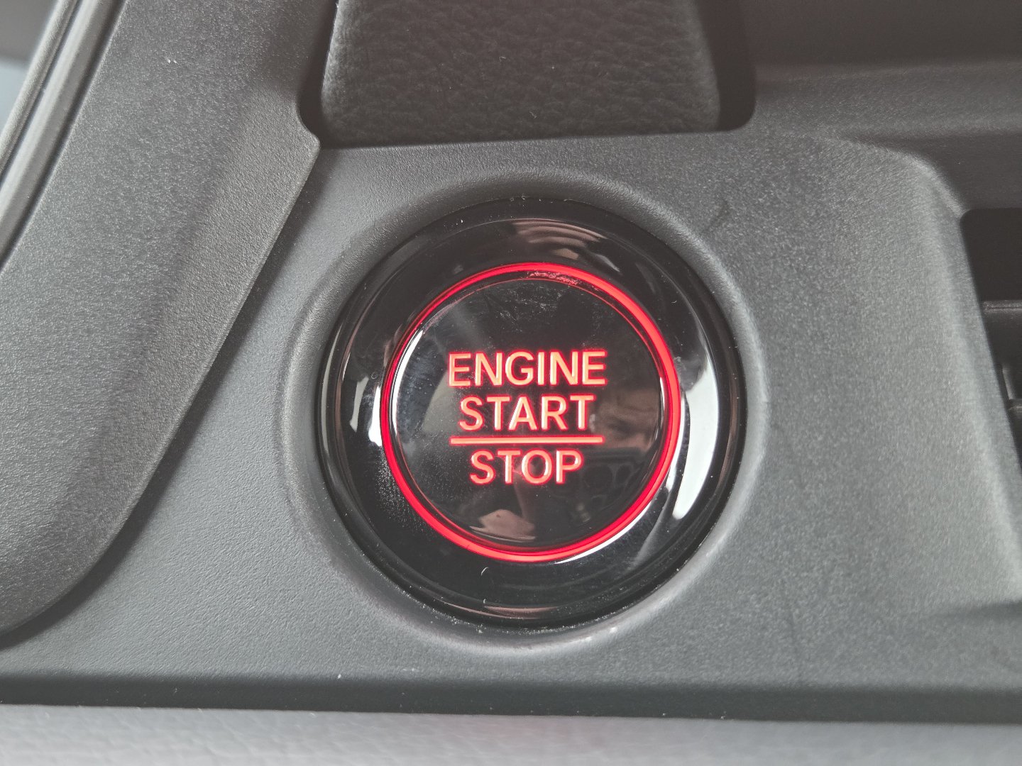 Used 2026 Honda Pilot Sport image 8