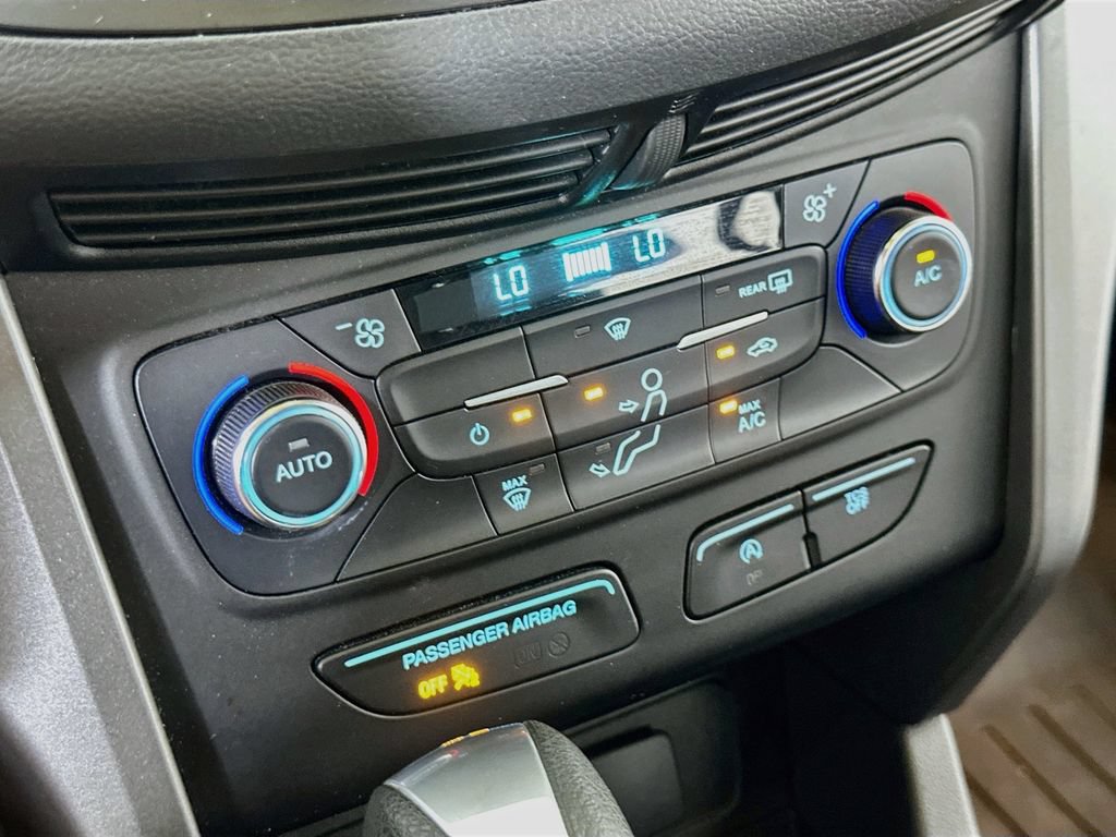Used 2017 Ford Escape SE AWD/4WD image 26