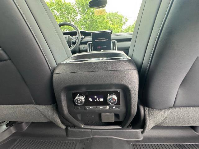 New 2025 GMC Acadia Elevation w/ Elevation Premium Package image 28