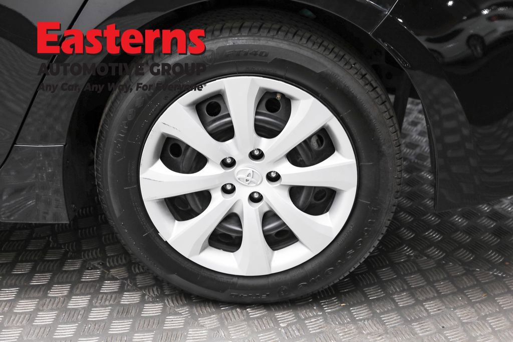 Used 2024 Toyota Corolla LE image 8