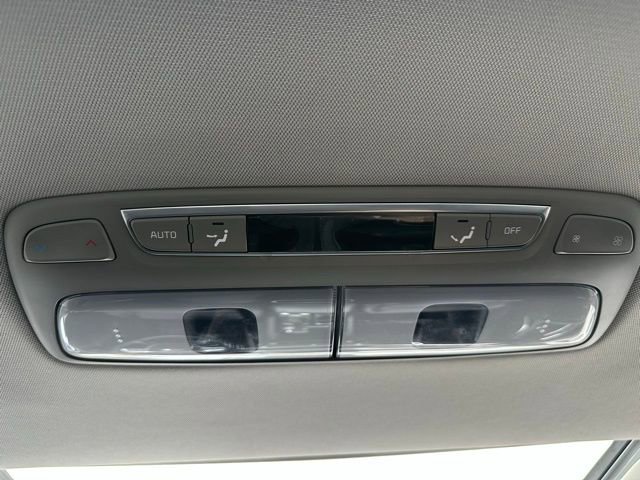 Used 2020 Kia Telluride SX image 37