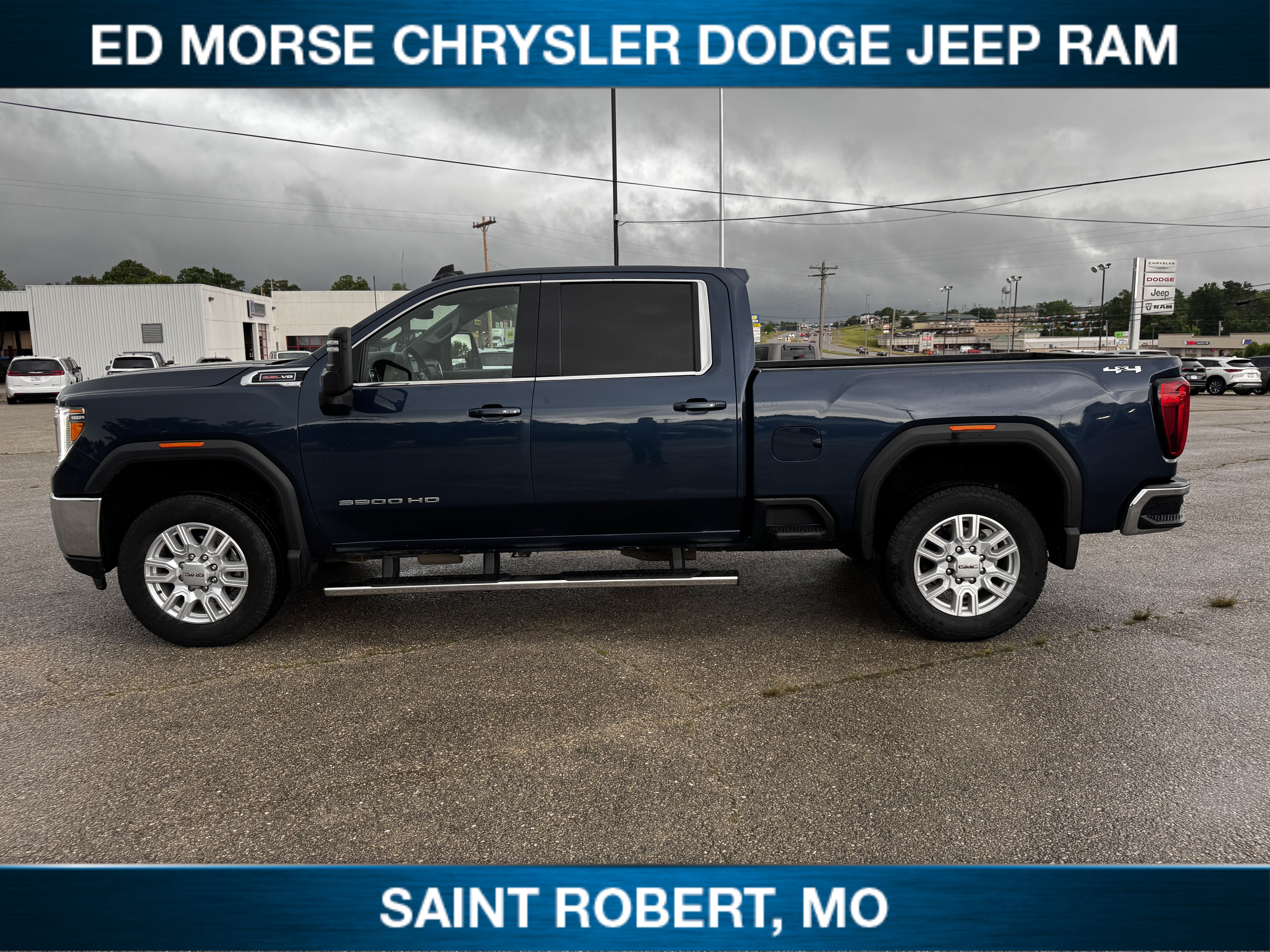 Used 2022 GMC Sierra 3500 SLE w/ SLE Value Package AWD/4WD image 8