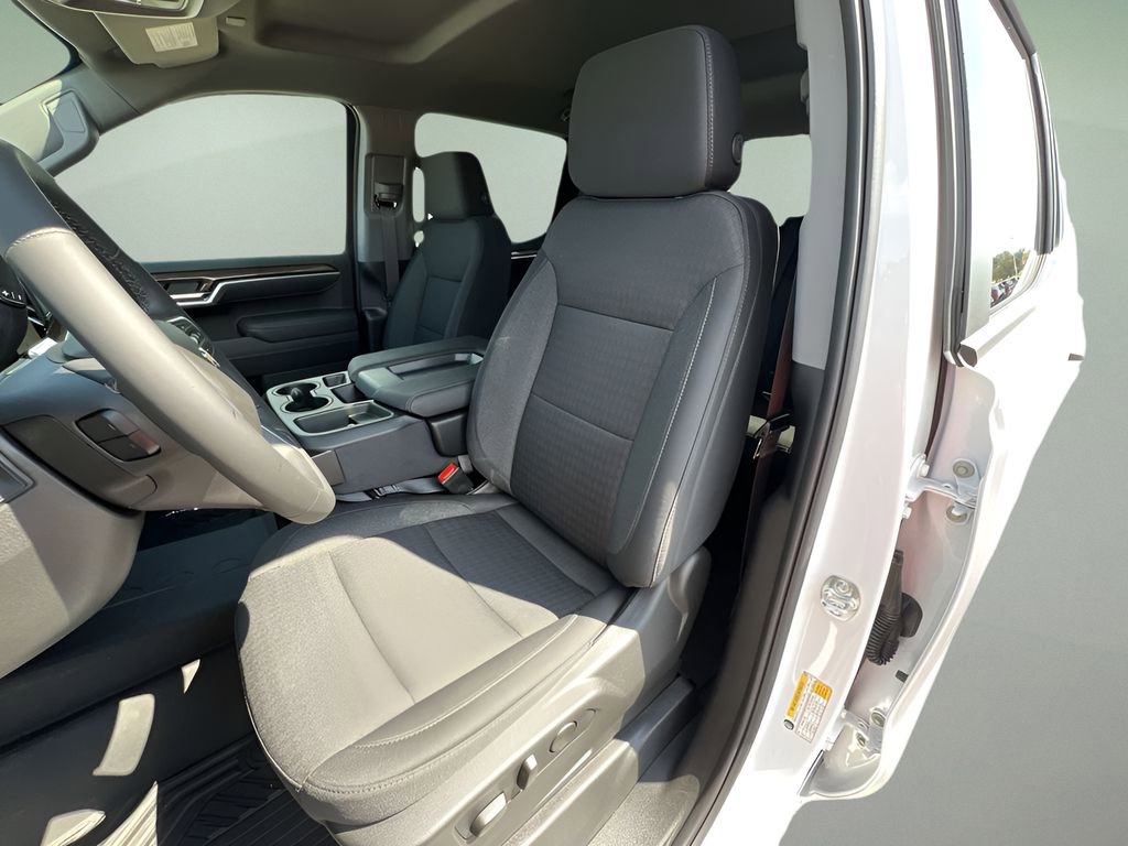 New 2026 Chevrolet Silverado 1500 LT image 18