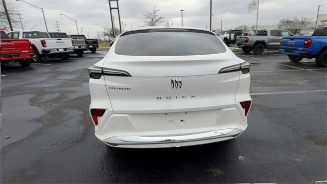 New 2026 Buick Envista Avenir image 7