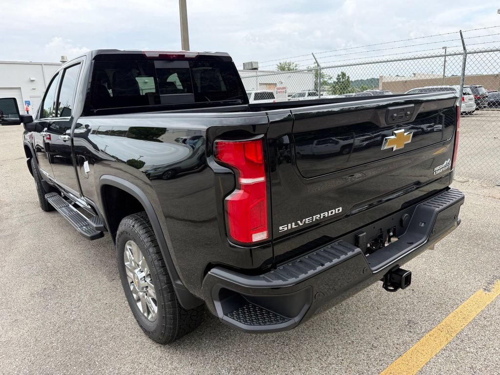 New 2026 Chevrolet Silverado 2500 High Country w/ Technology Package AWD/4WD image 5
