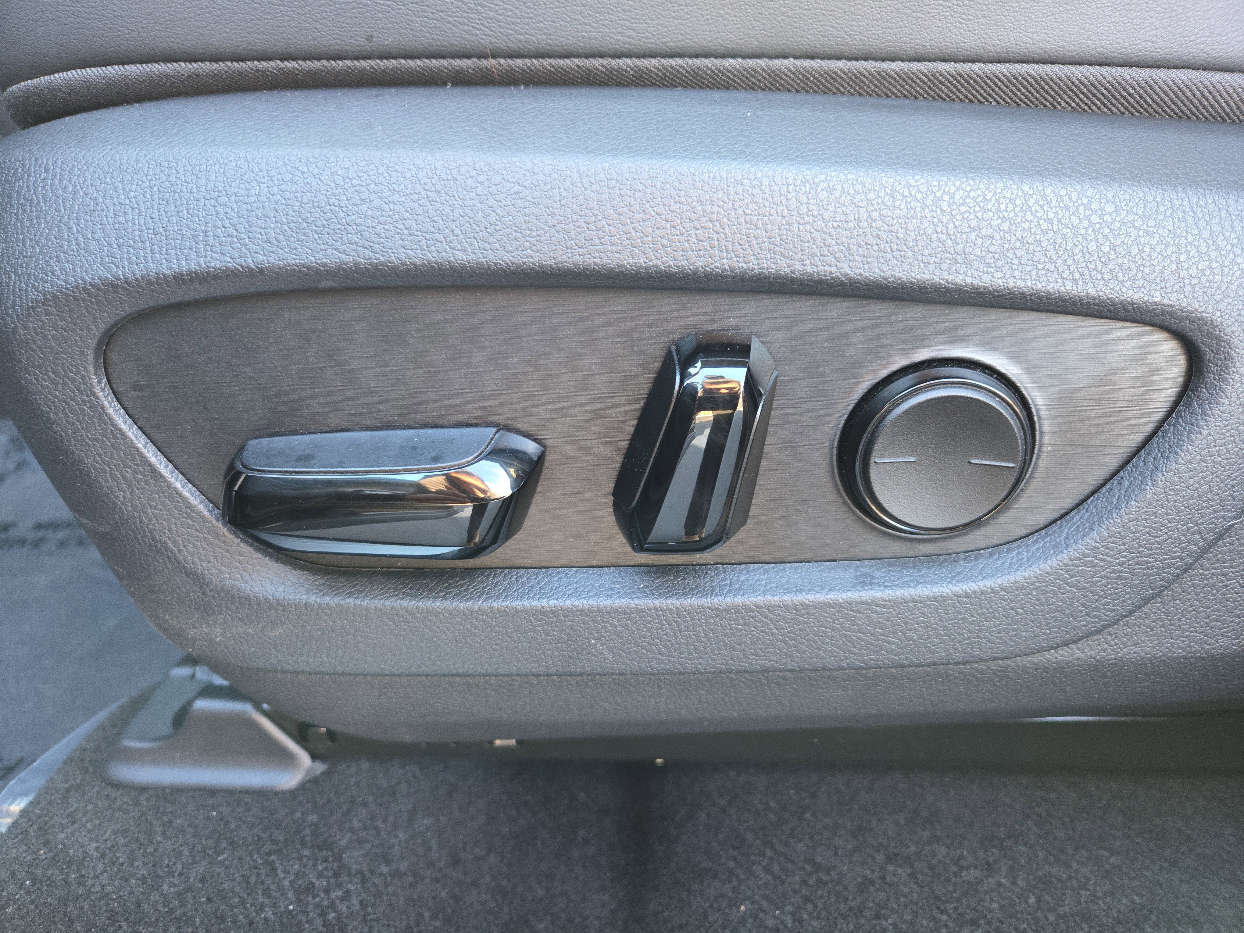 Used 2025 Lexus NX 350 AWD w/ Accessory Package (2T) image 14