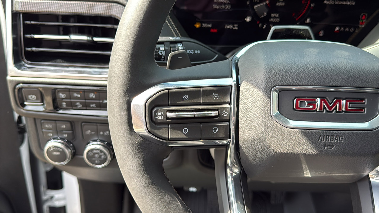 New 2026 GMC Yukon Elevation image 10