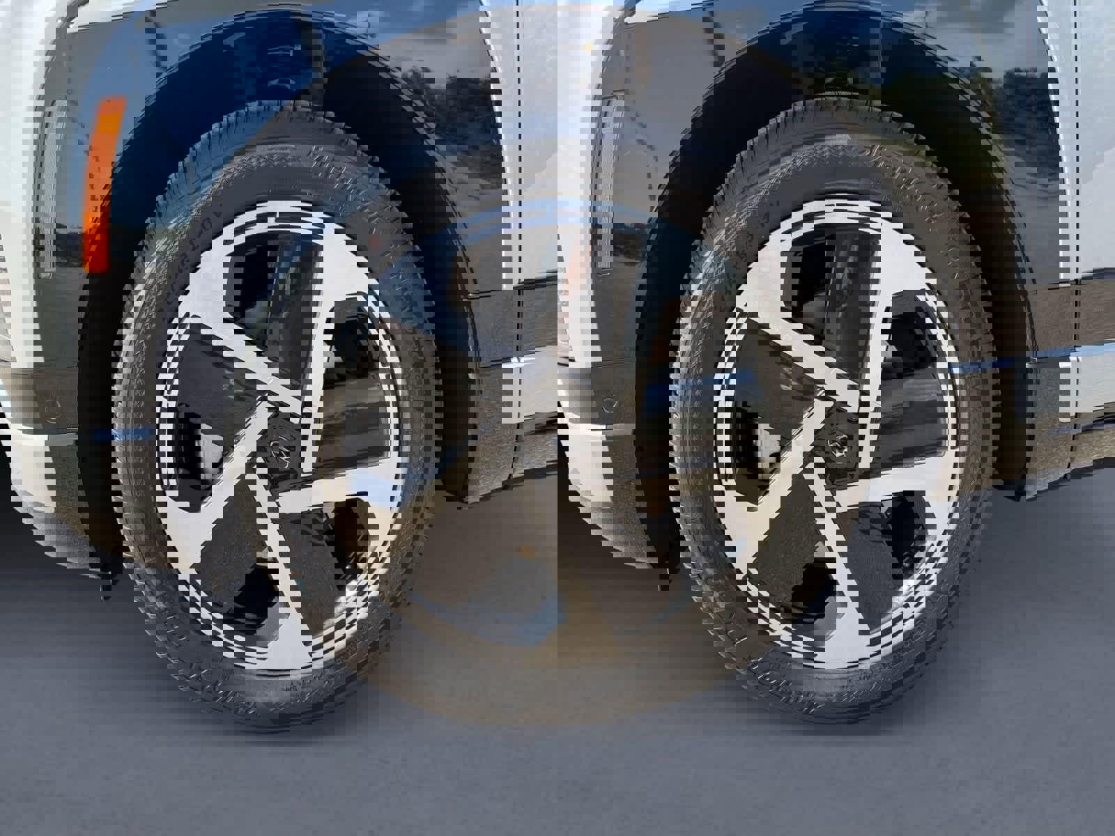 New 2026 Hyundai Ioniq 9 Limited image 9