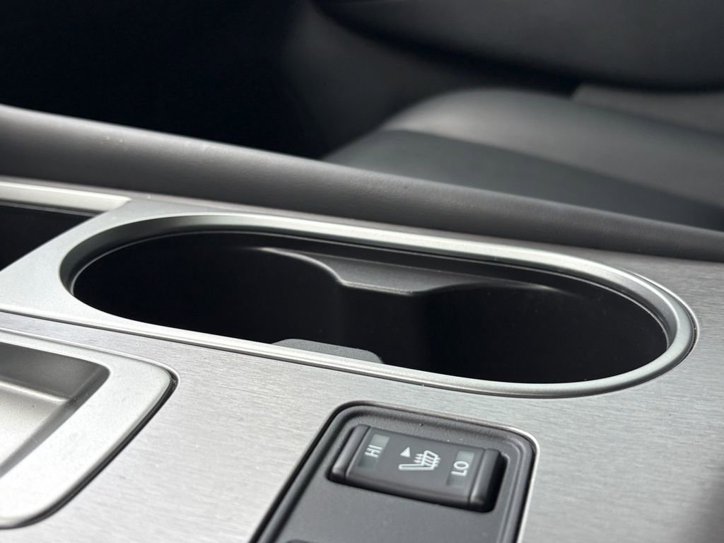 Used 2024 Nissan Murano SV w/ SV Midnight Edition Package image 10