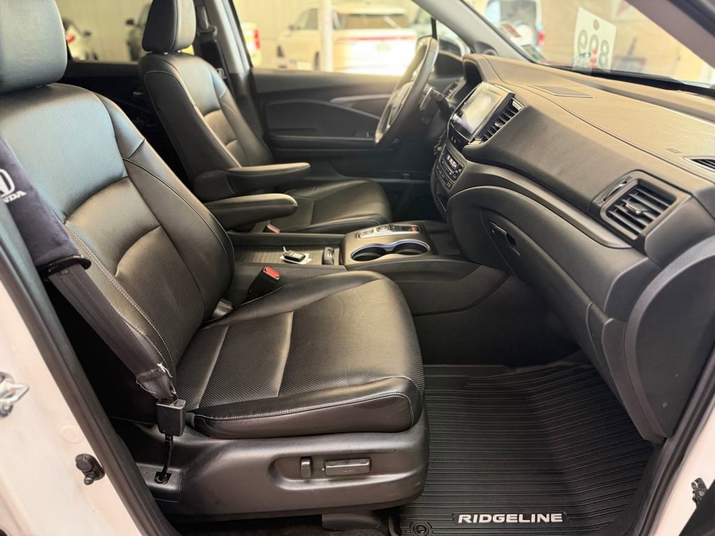 Used 2023 Honda Ridgeline RTL-E image 10
