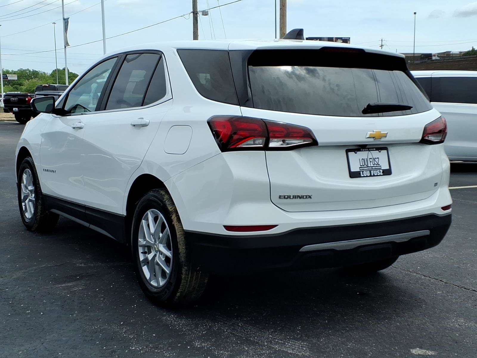 Used 2023 Chevrolet Equinox LT FWD image 5