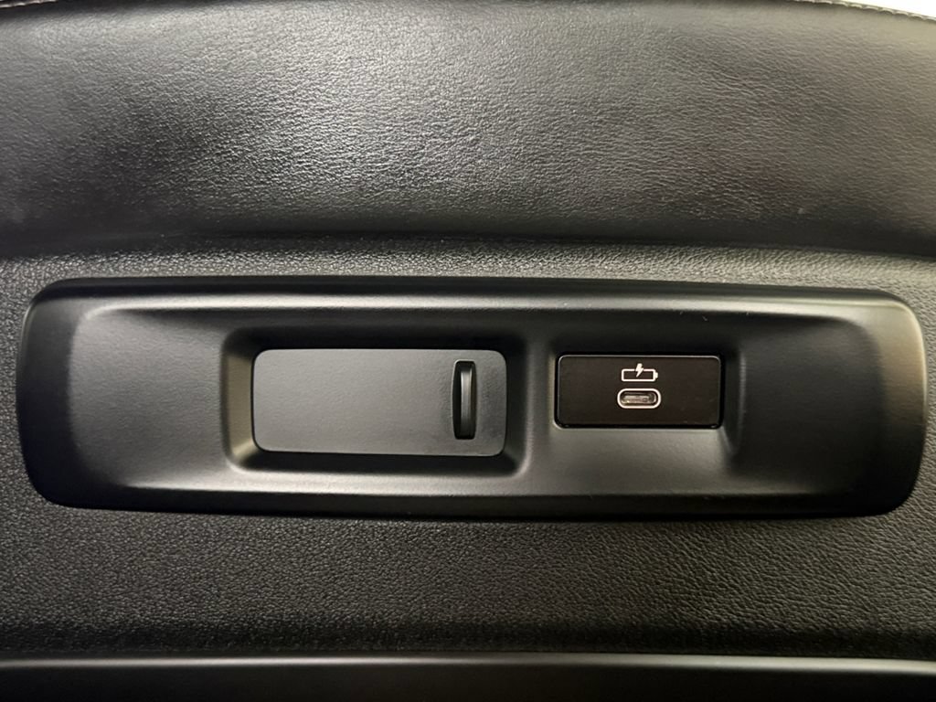 Used 2019 BMW X5 xDrive40i w/ Luxury Seating Package AWD/4WD image 35