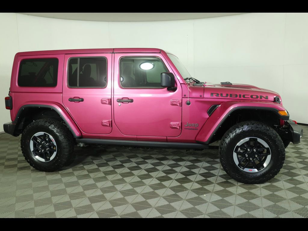 Used 2022 Jeep Wrangler Unlimited Rubicon w/ LED Lighting Group AWD/4WD image 5