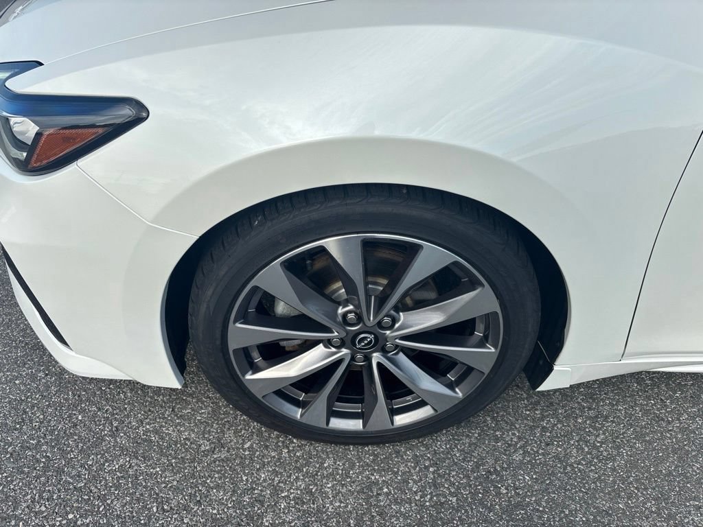Certified 2023 Nissan Maxima Platinum w/ Sport Mat Group FWD image 10