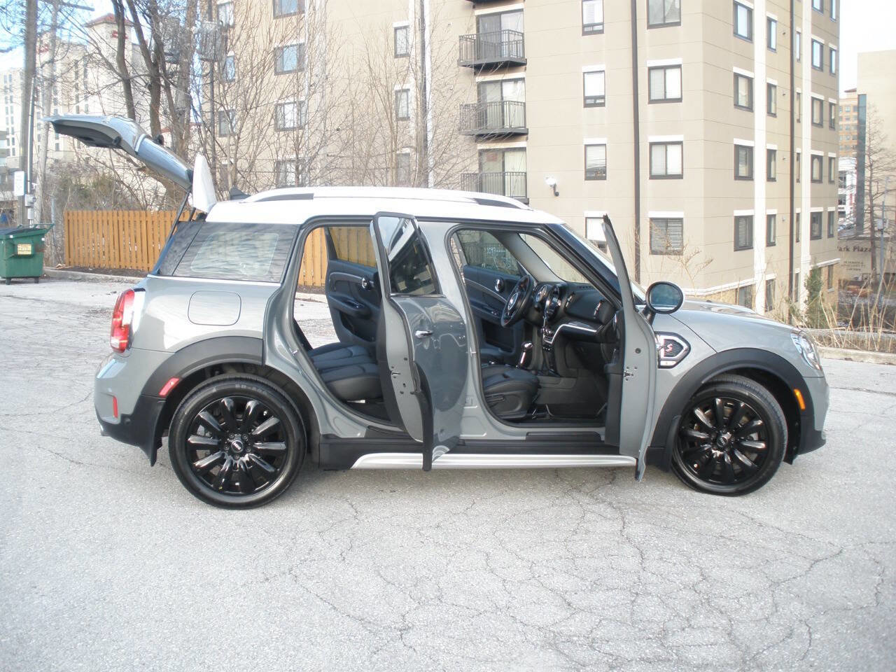 Used 2019 MINI Cooper Countryman S w/ Storage Package image 23