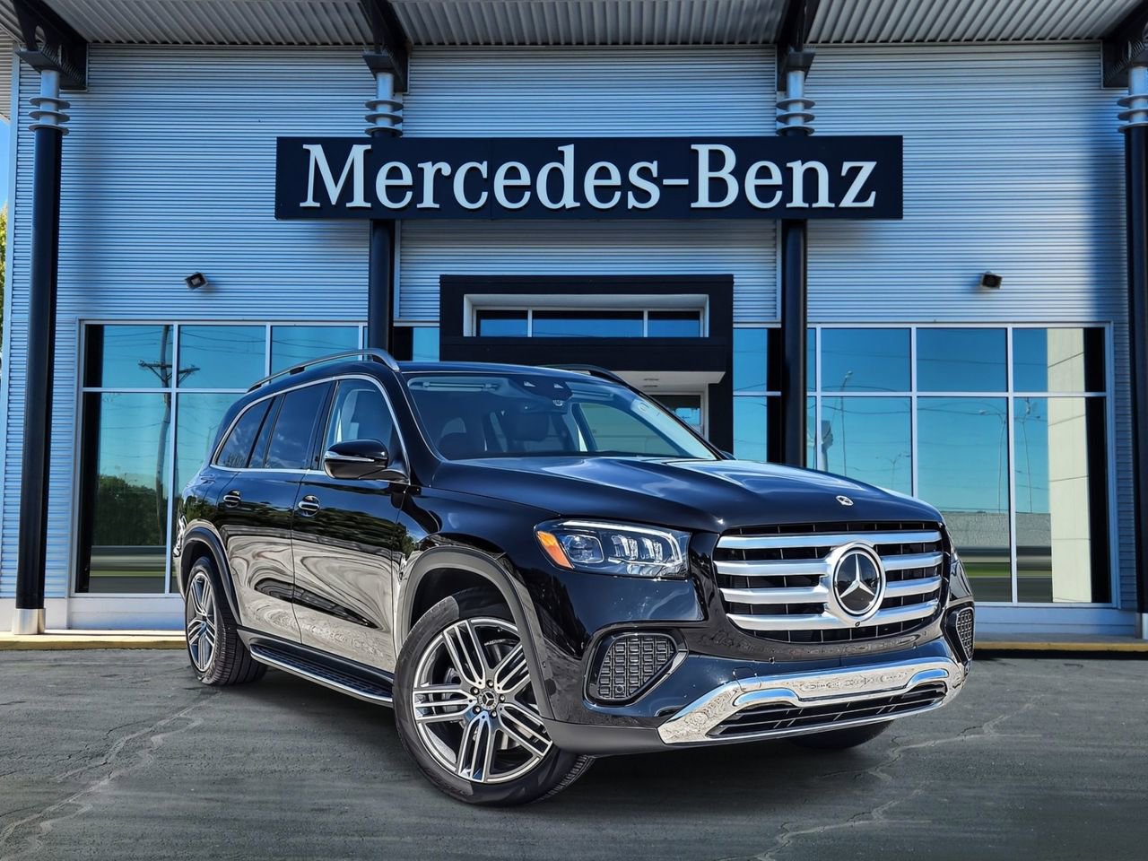 New 2026 Mercedes-Benz GLS 450 4MATIC image 1