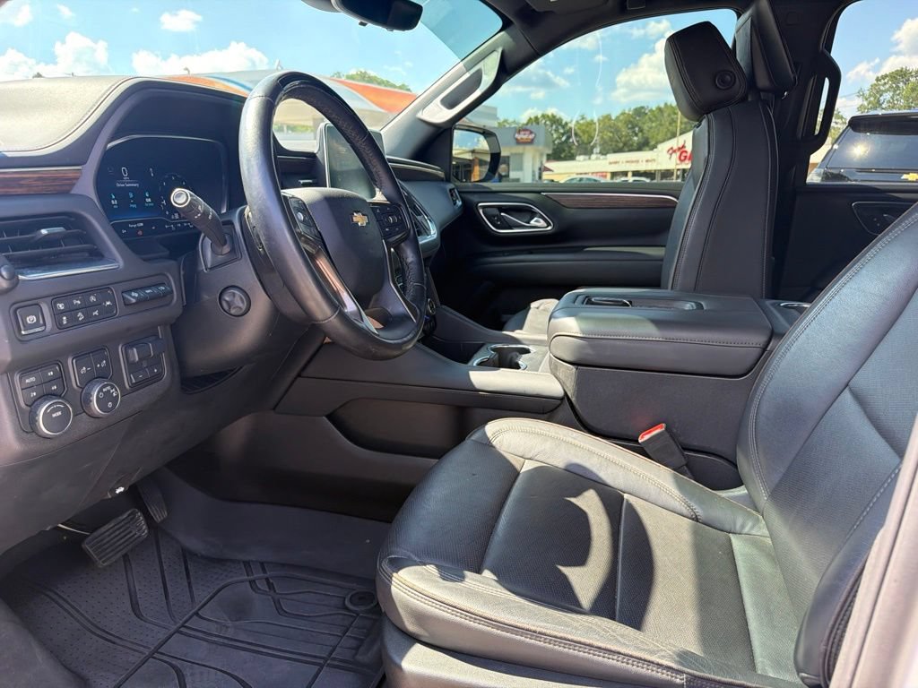 Used 2024 Chevrolet Suburban High Country w/ Advanced Technology Package AWD/4WD image 15
