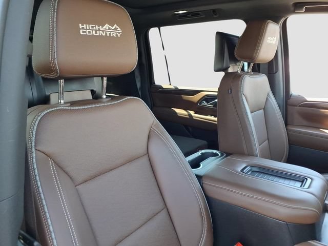 Used 2024 Chevrolet Suburban High Country AWD/4WD image 21